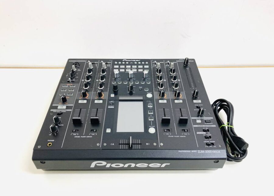 Pioneer DJミキサー DJM-2000NXSを福岡県北九州市で買取しました 