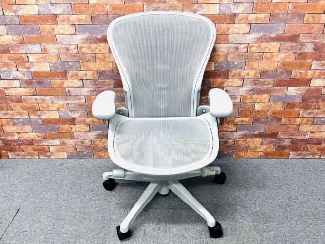 Herman Miller ハーマンミラー アーロンチェア リマスタード