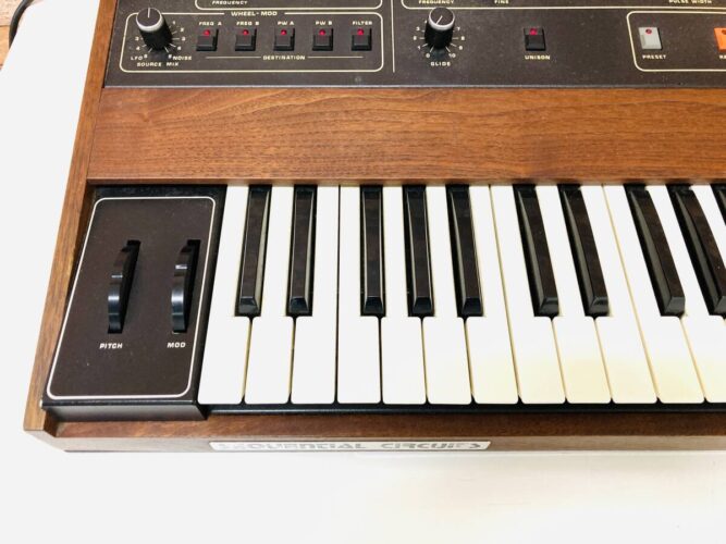 MODEL1000-1