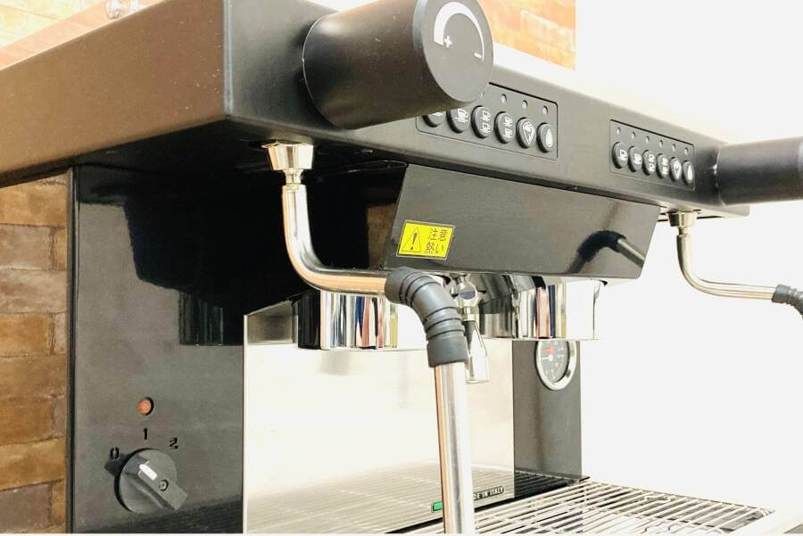 Zoe Compact-3